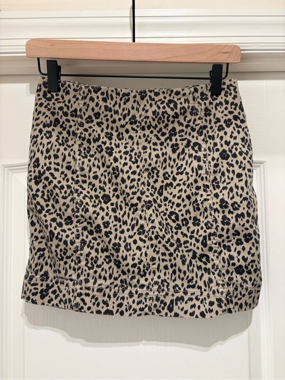 Jolt leopard mini skirt size 3/26
